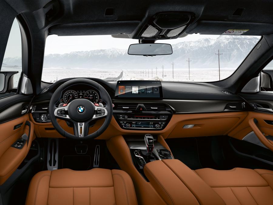 Торпедо BMW M5 Competition (F90) 2018 года  (WW) (фото 26 из 151)